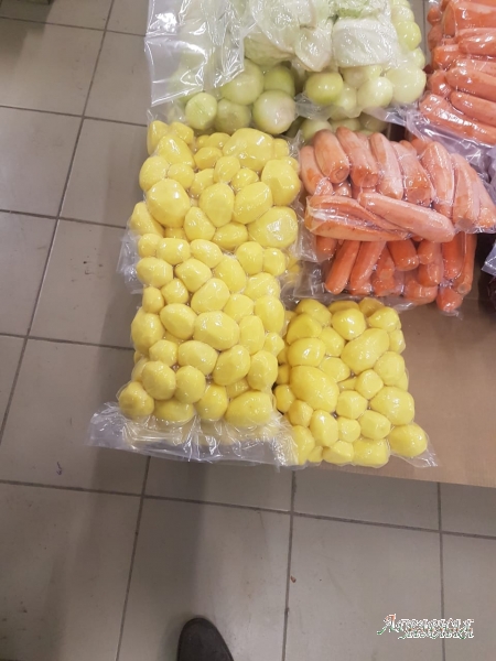 Овощи очищенные в вакуумной упаковке (картофель,  лук,  морковь,  чеснок,  свекла)